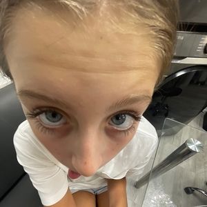 Meet your Posher, Ava